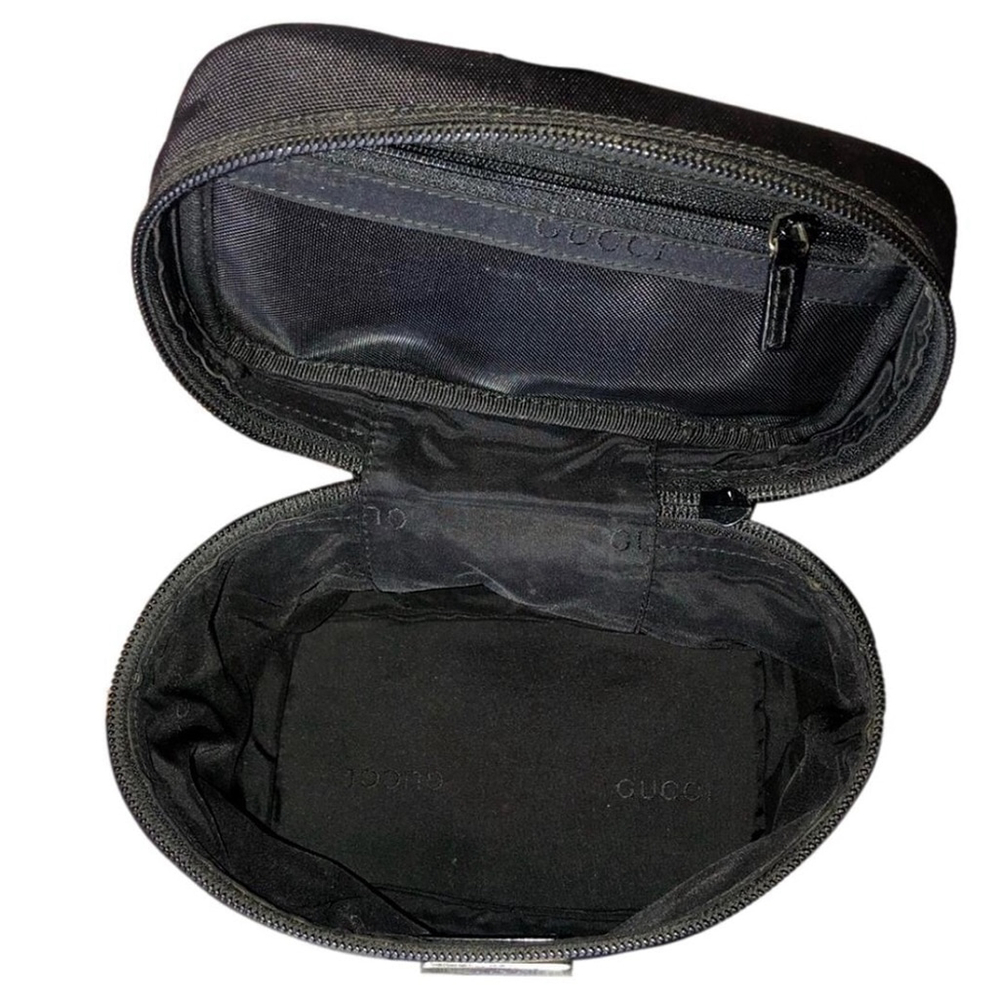 W GUCCI Black Nylon Makeup Case & Toiletry Bag w Black Leather Top Handle NWOT - Picture 6 of 17